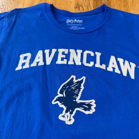 Harry Potter Ravenclaw House Blue Shirt Size Large - Picture 2 of 6